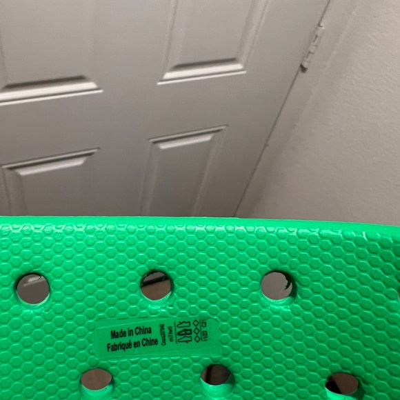 CROCS Rain Boots - Grass Green - W 9 / M 7 - EUC - Picture 8 of 9